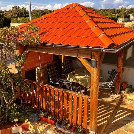 Apartmani Trupeljak Mandre Bagian luar foto