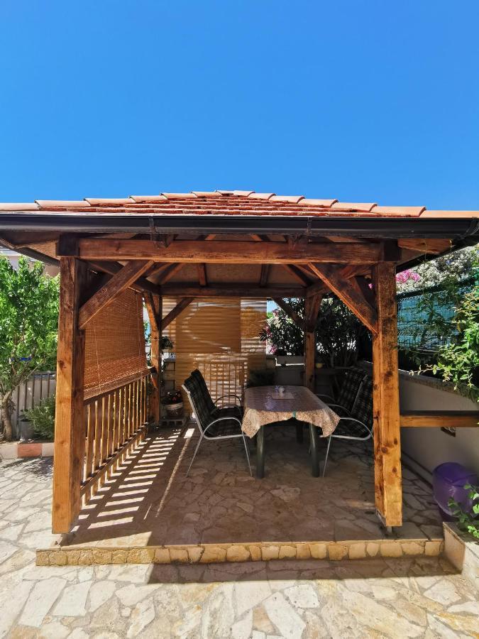 Apartmani Trupeljak Mandre Bagian luar foto