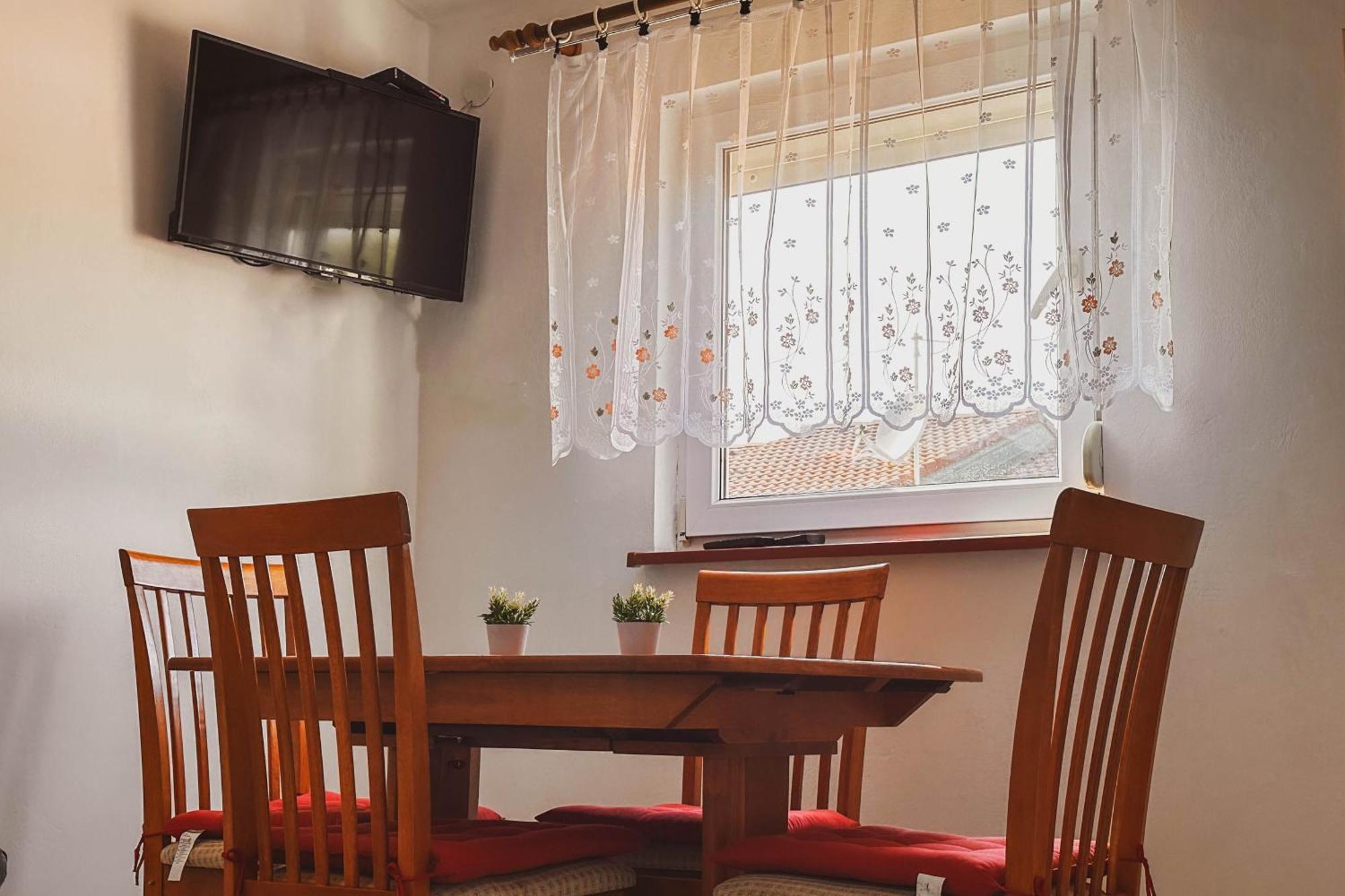 Apartmani Trupeljak Mandre Ruang foto
